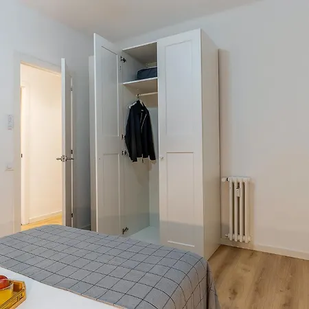 1774 - Ab Saint Joseph アパート *